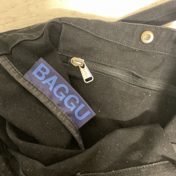 BAGGU Black Vertical Canvas Duck Bag - Picture 7 of 12